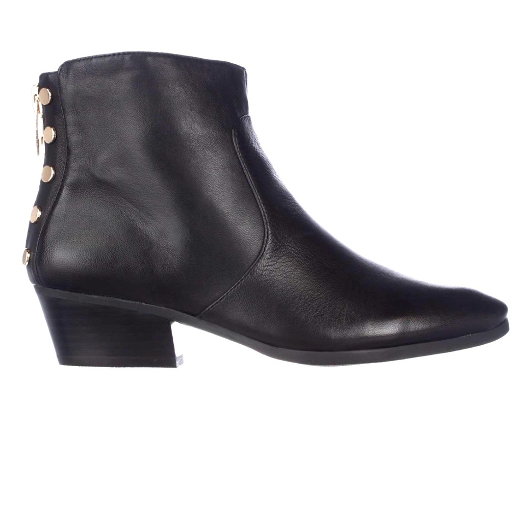 Vince Camuto Cinza Preloved Ankle Boots | western| cowgirl| goth